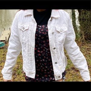 Women’s White Corduroy Gap Jacket